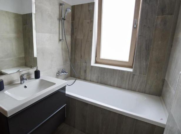 Apartament De Lux Bacău Exteriér fotografie